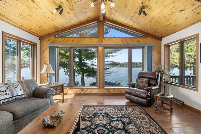 $599,900 | 33649 Lupine Drive, Cushing, MN 56443