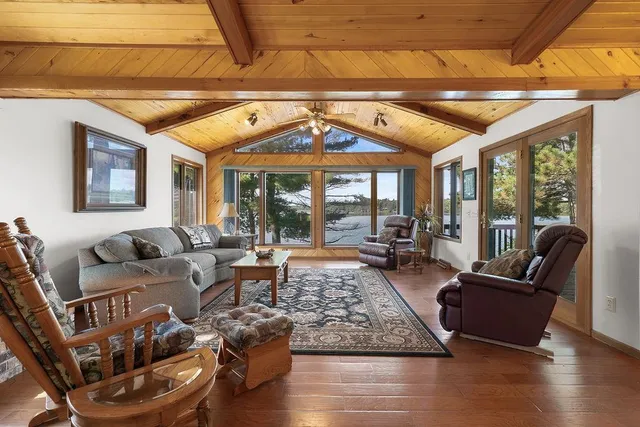 $599,900 | 33649 Lupine Drive, Cushing, MN 56443