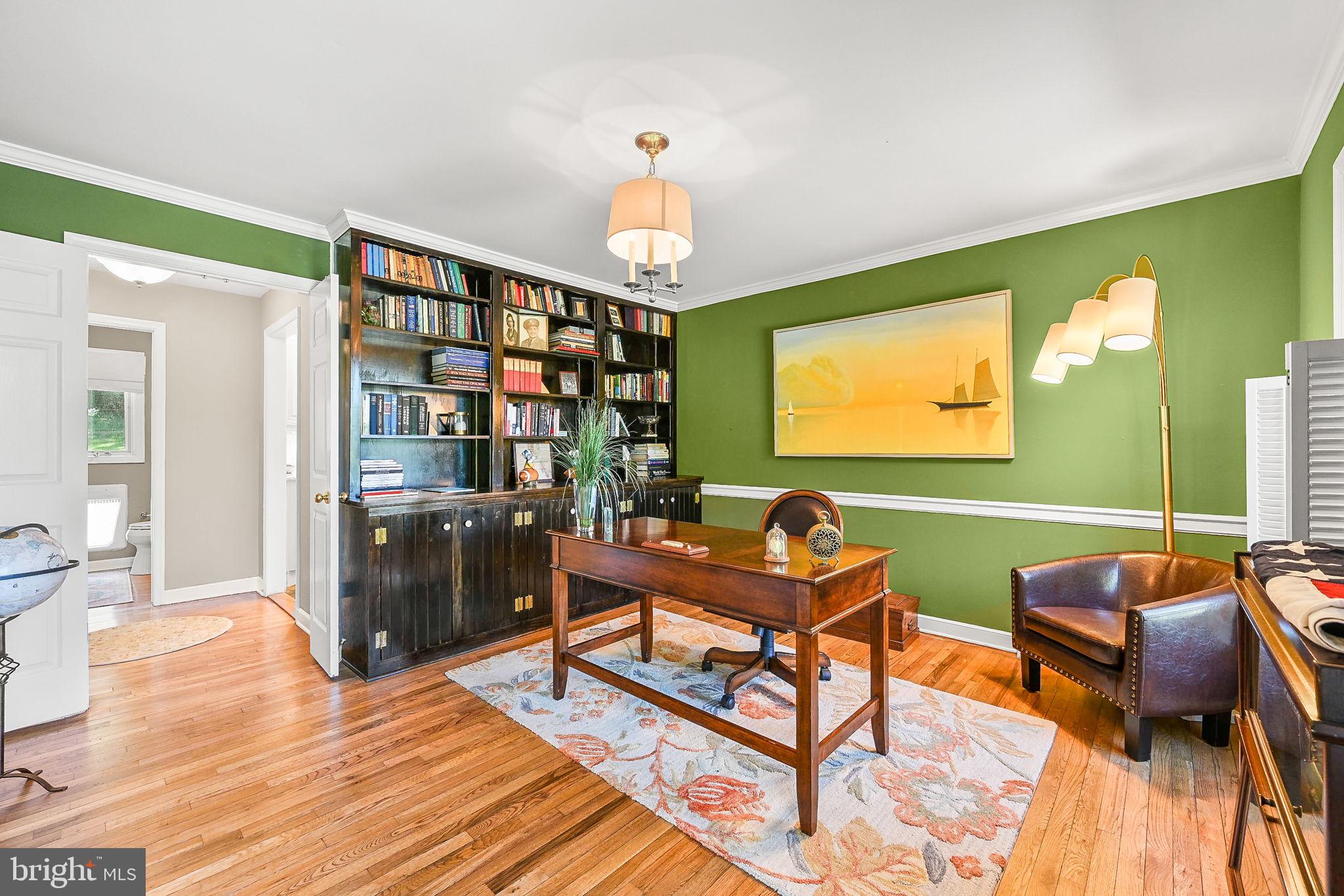923 Copper Beech Lane Wayne, PA 19087 - Photo 6 of 45 Built-in bookcases