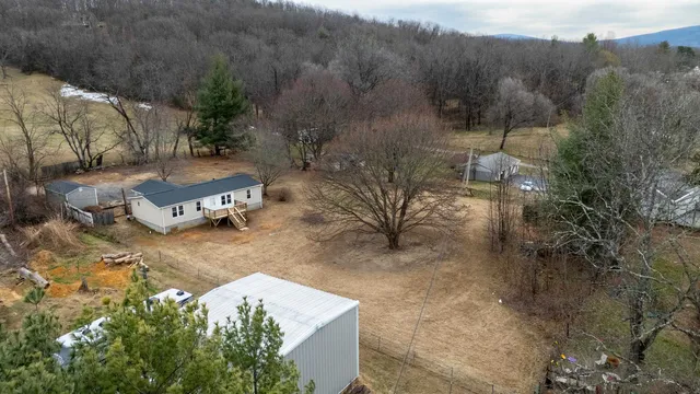 $219,490 | 41 Pine Hill Lane, Stuarts Draft, VA 24477