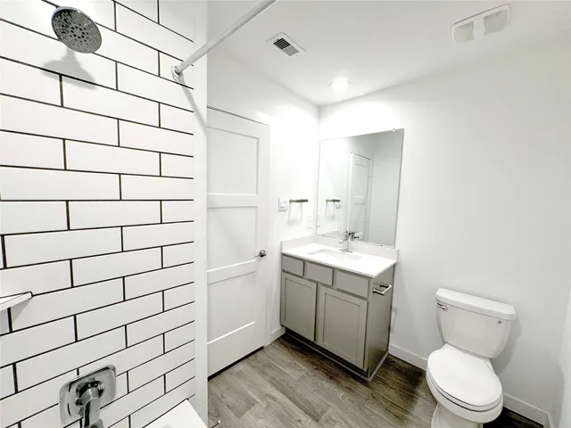 $2,475 | 14211 Kings Canyon Lane, Conroe, TX 77384