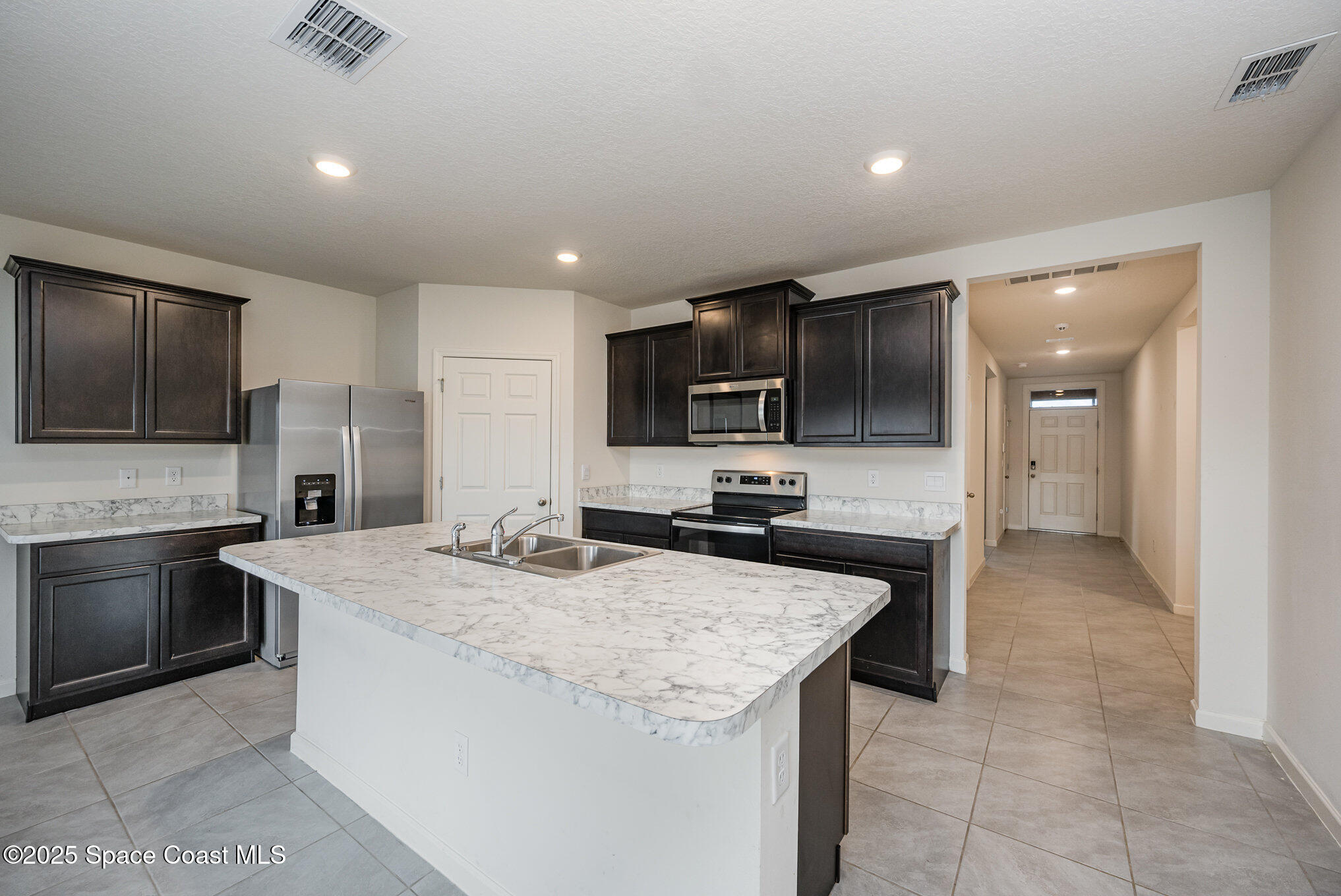 4561 Talbot Boulevard Cocoa, FL 32926 - Photo 8 of 25 Kitchen