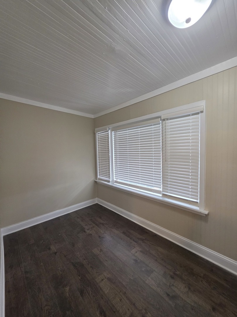 12019 South Perry Avenue Chicago, IL 60628 - Photo 7 of 15