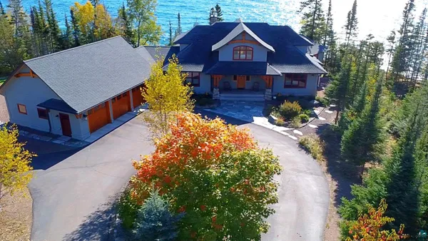 $3,760,000 | 126 Harborview Trail, Grand Marais, MN 55604