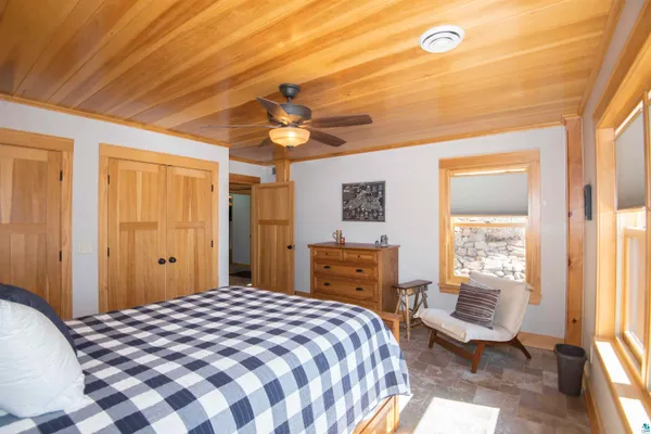 $3,760,000 | 126 Harborview Trail, Grand Marais, MN 55604