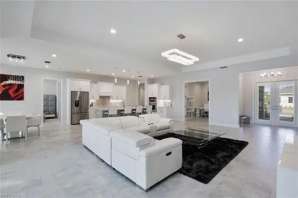 $1,829,900 | 14327 Laguna Springs Lane, Naples, FL 34114