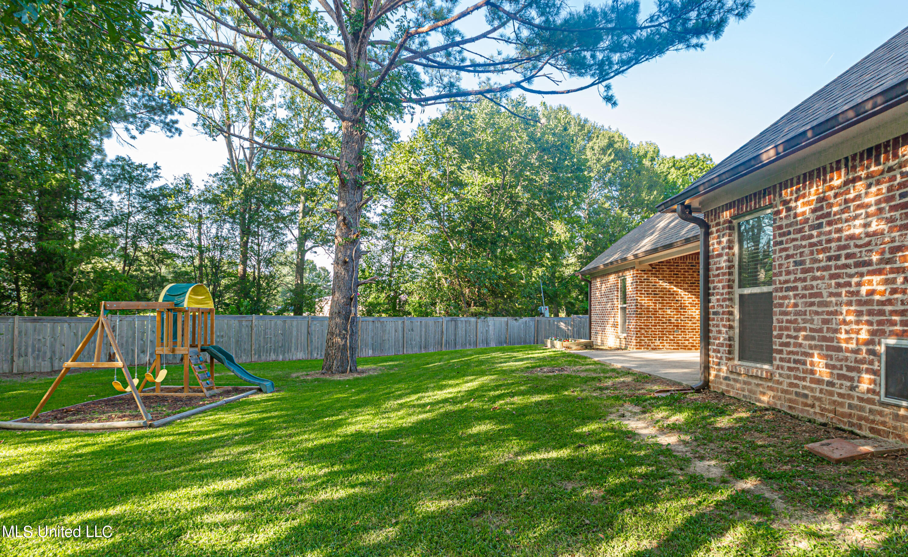 49 Waterstone Way Clinton, MS 39056 - Photo 8 of 43 V63A6384