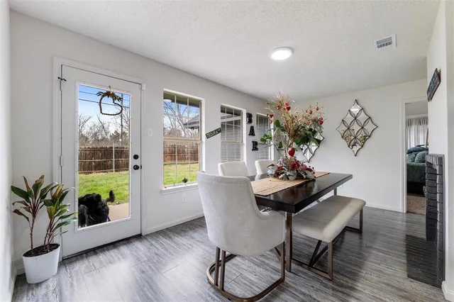 $2,650 | 916 Clover Hill Lane, Cedar Hill, TX 75104