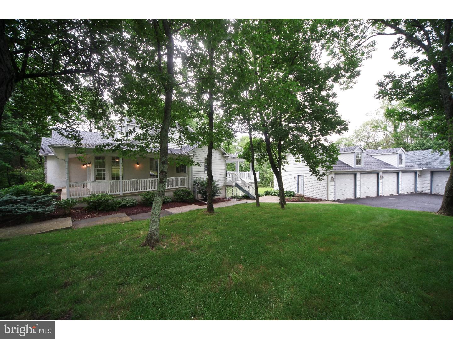 17 Wulaton Road Kintnersville, PA 18930 - Photo 3 of 25 Exterior Side