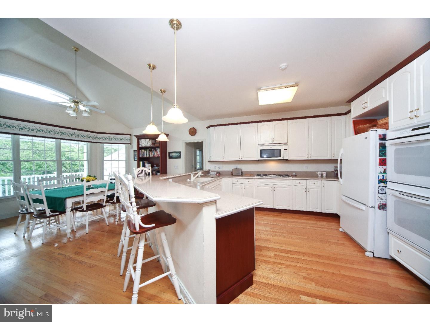 17 Wulaton Road Kintnersville, PA 18930 - Photo 6 of 25 Kitchen