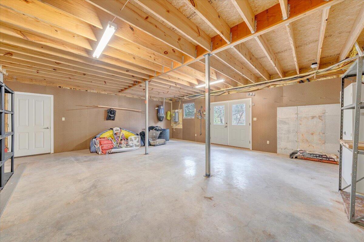 8599 Burnt Chimney Road Wirtz, VA 24184 - Photo 137 of 197 137-MIB08160