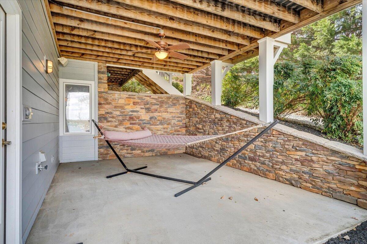 8599 Burnt Chimney Road Wirtz, VA 24184 - Photo 139 of 197 139-MIB08166