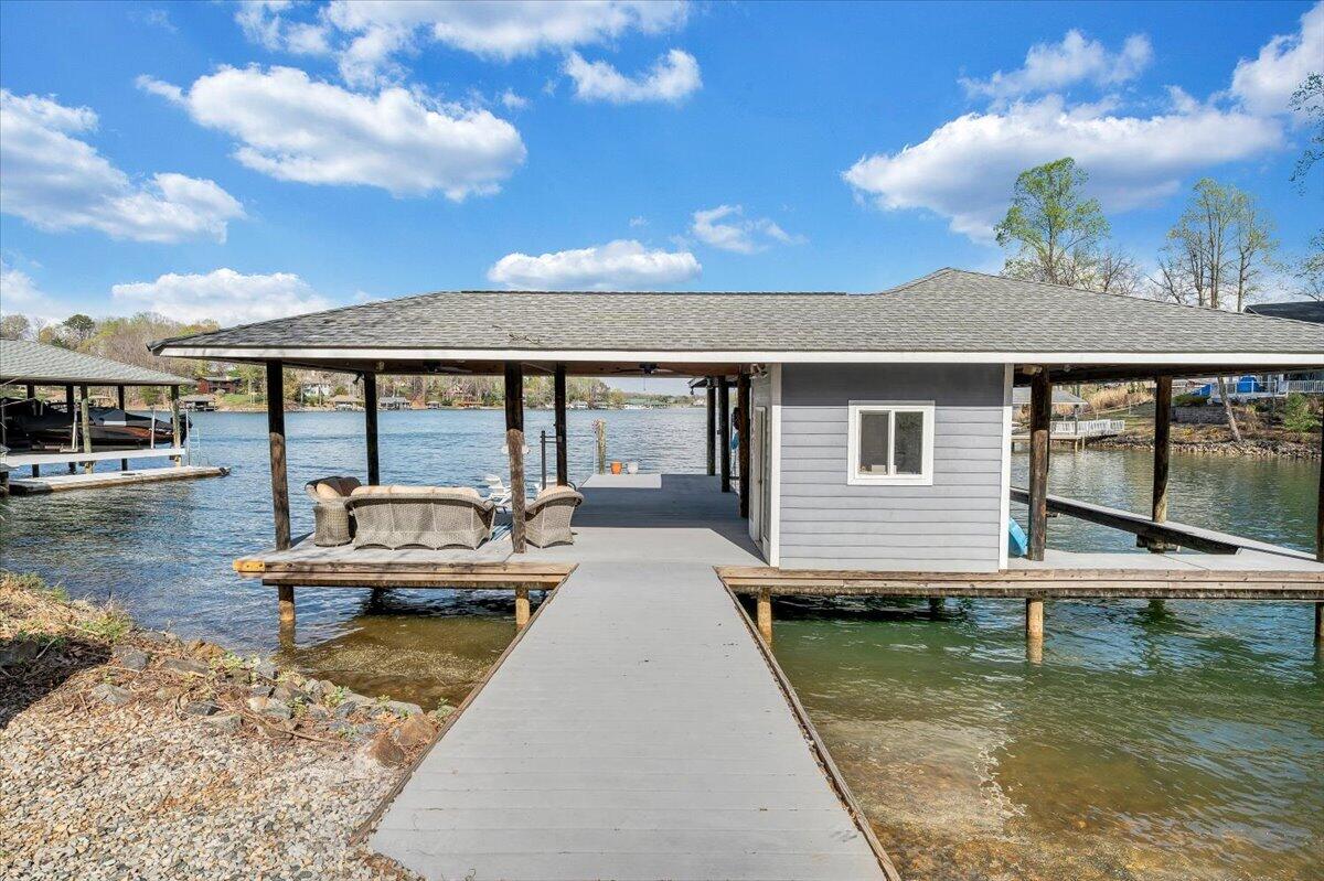 8599 Burnt Chimney Road Wirtz, VA 24184 - Photo 150 of 197 150-MIB08433-R5 (BANNER)