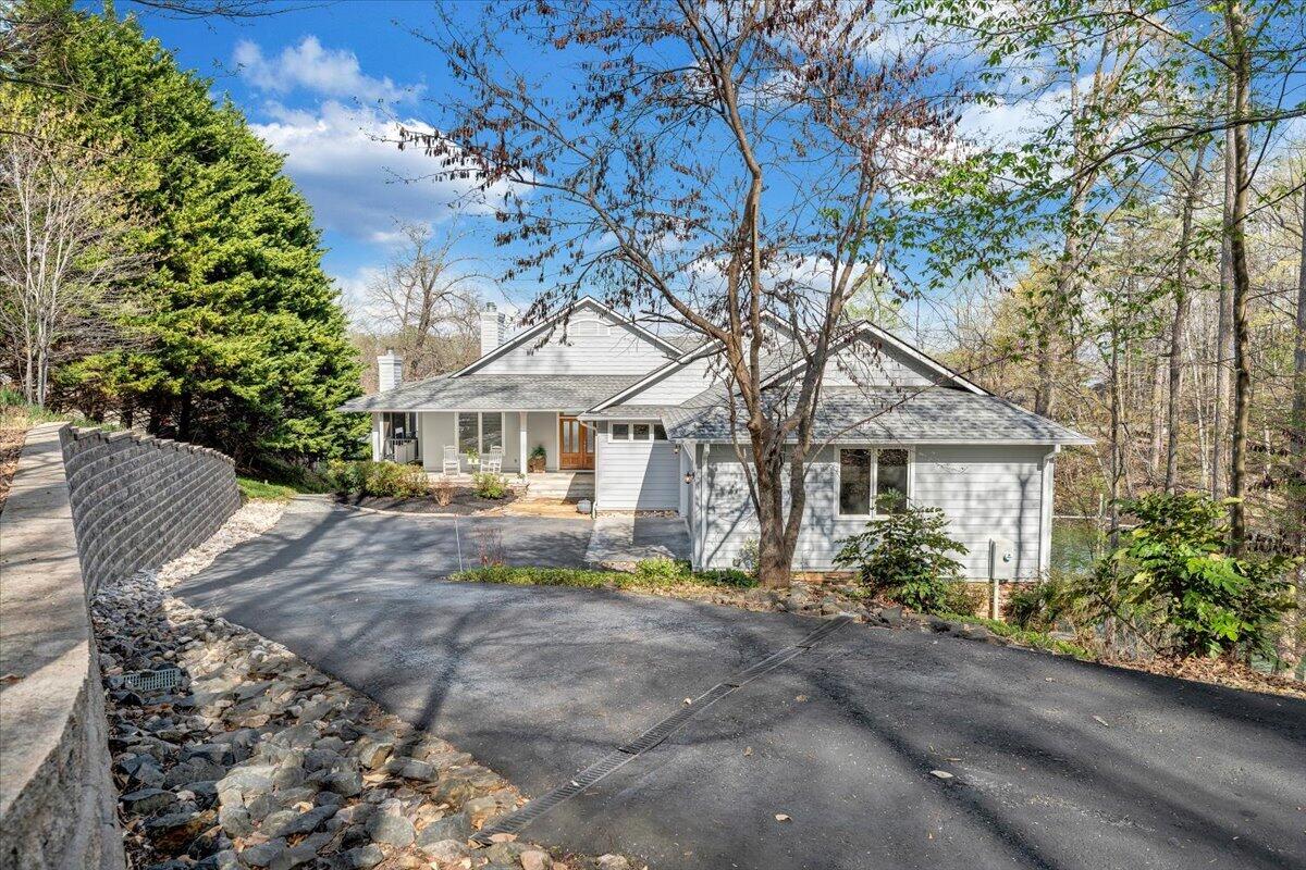 8599 Burnt Chimney Road Wirtz, VA 24184 - Photo 163 of 197 163-MIB08424