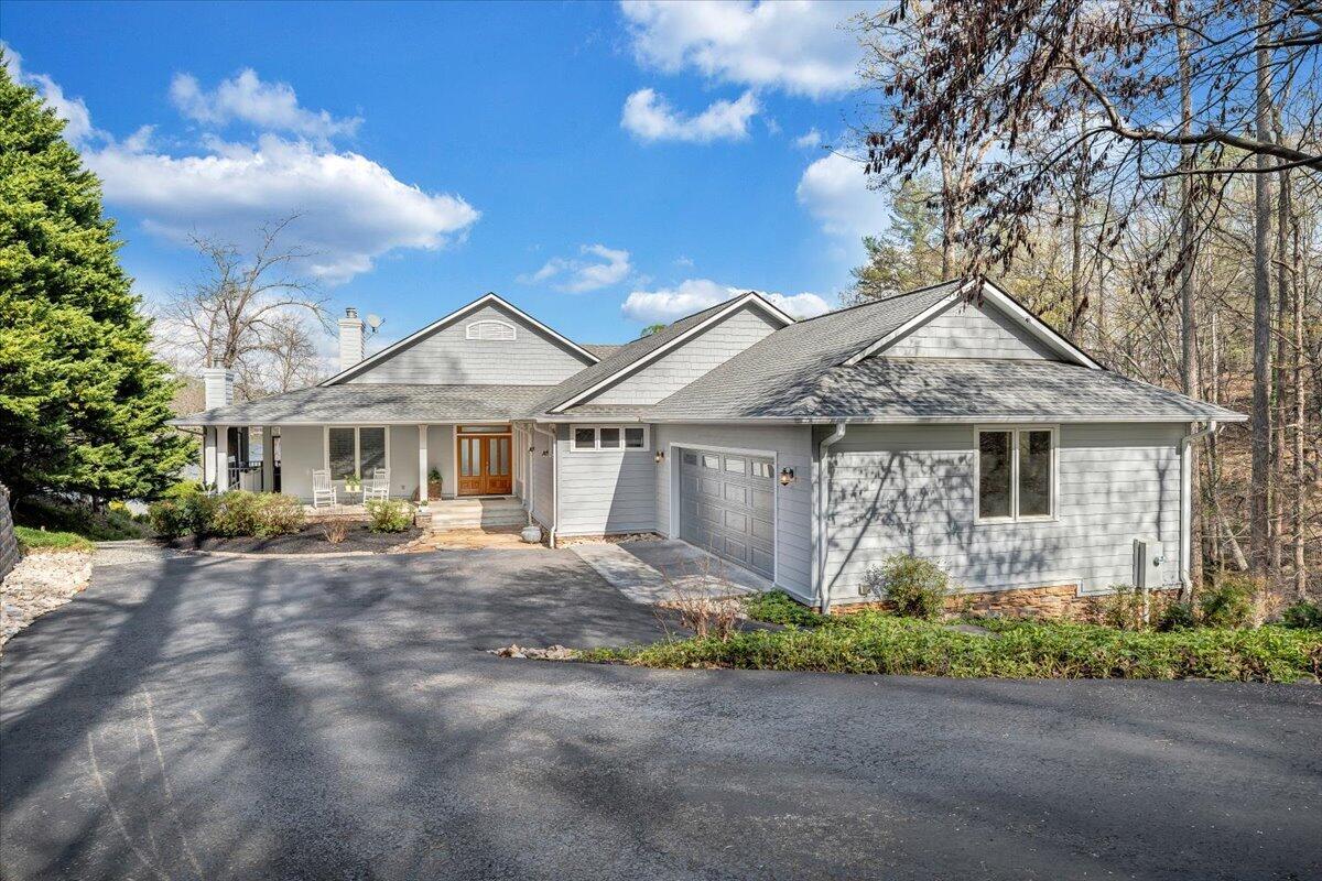 8599 Burnt Chimney Road Wirtz, VA 24184 - Photo 3 of 197 003-MIB08418-R5