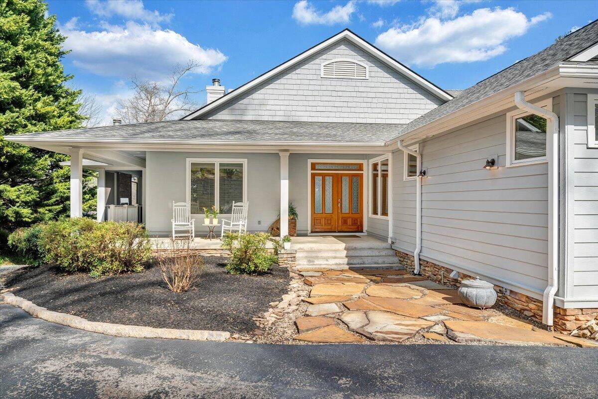 8599 Burnt Chimney Road Wirtz, VA 24184 - Photo 4 of 197 004-MIB08385