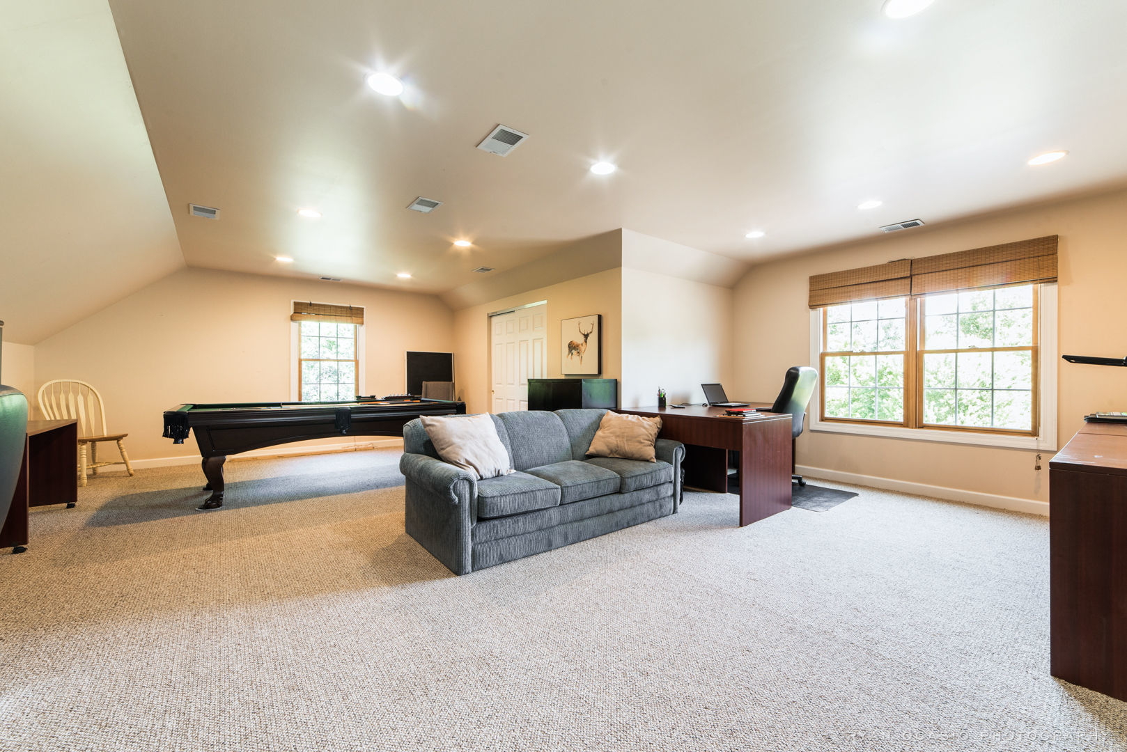 7N607 Stevens Road St. Charles, IL 60175 - Photo 32 of 37 a living room with furniture and a window