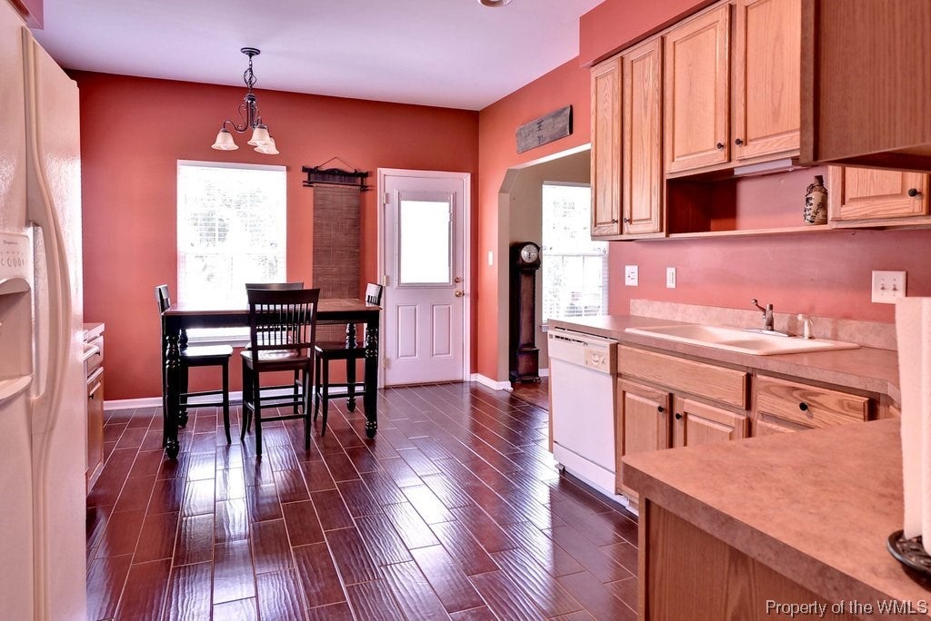 5277 Rockingham Drive Williamsburg, VA 23188 - Photo 7 of 33 Gallery Image 7