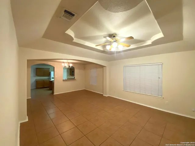 $1,795 | 10411 Tollow Way, Helotes, TX 78023