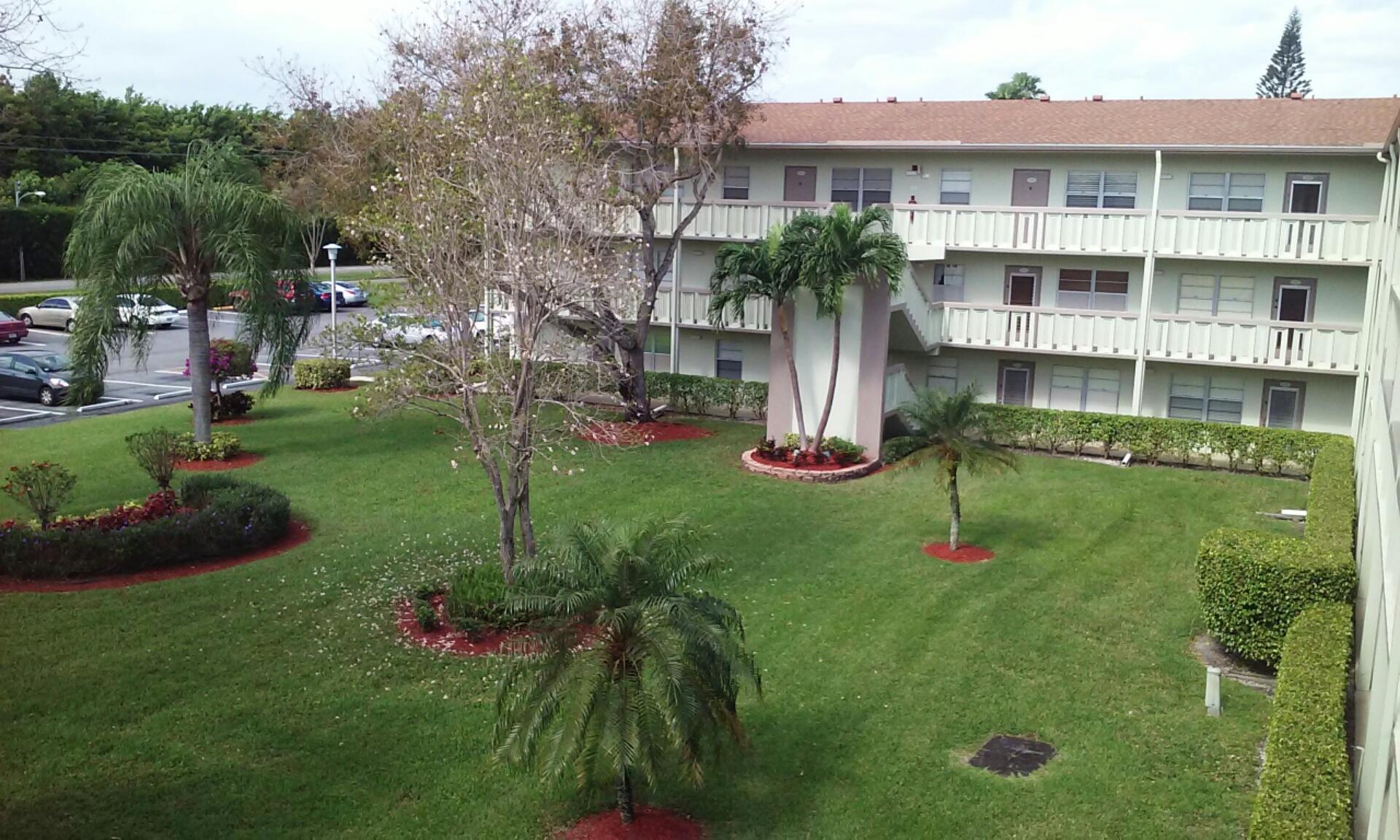 62 Dorset B, Unit 62 Boca Raton, FL 33434 - Photo 4 of 13 DRST-11
