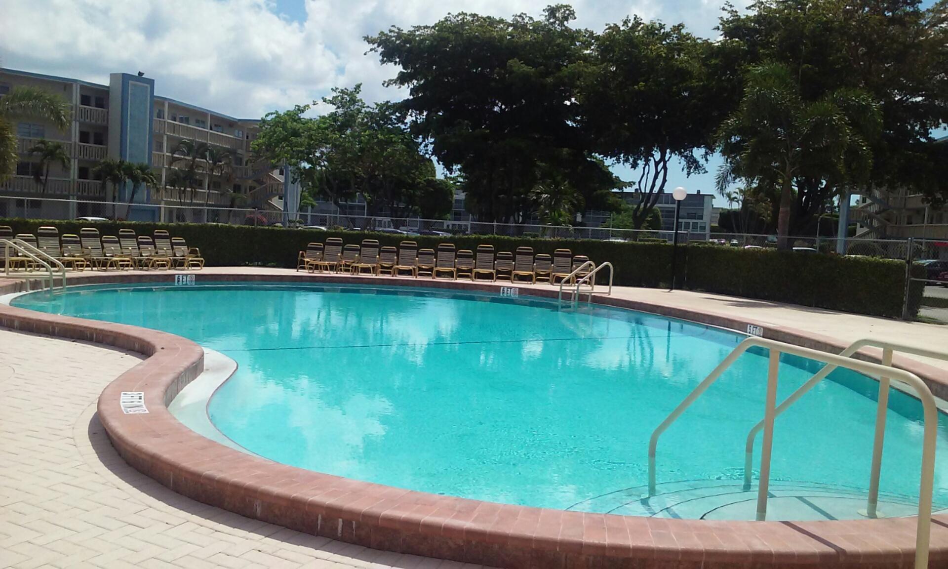 62 Dorset B, Unit 62 Boca Raton, FL 33434 - Photo 5 of 13 DRST-13