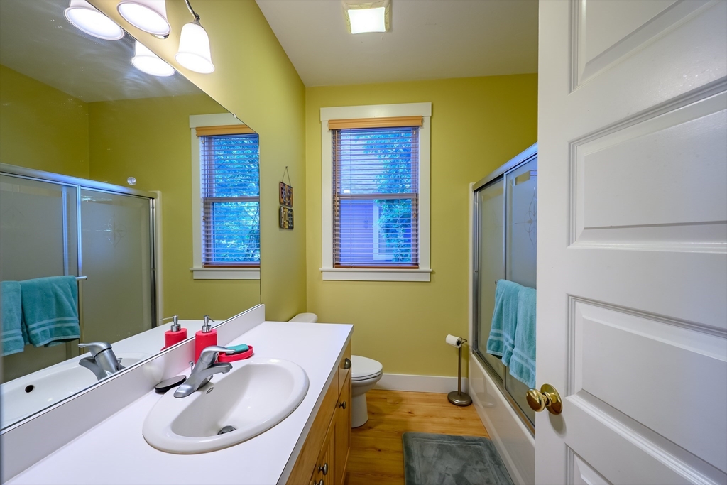 28 Whispering Pines Road, Unit 28 Westford, MA 01886 - Photo 10 of 24