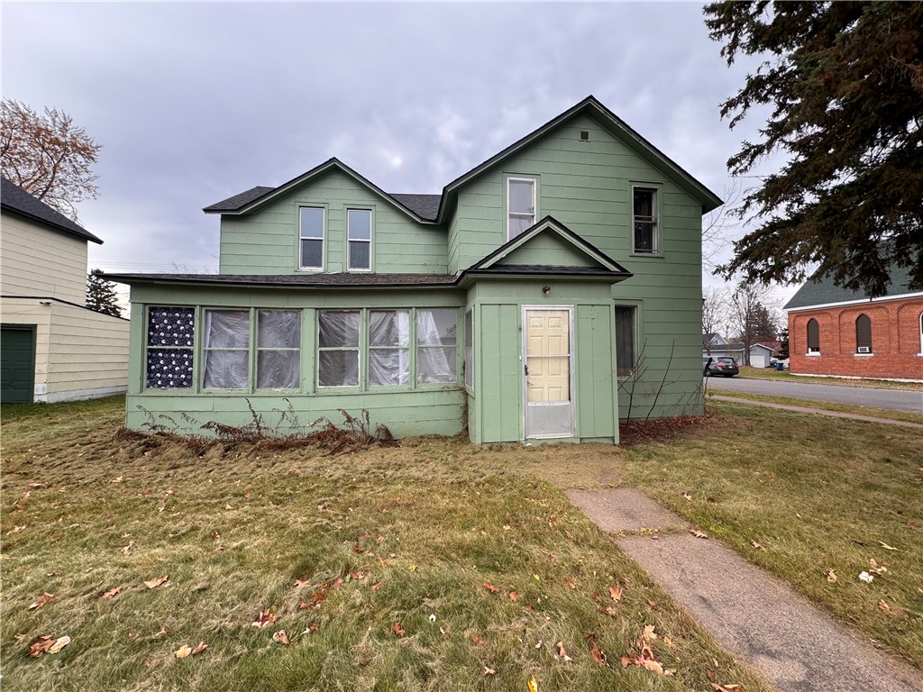 Front View of Home