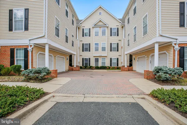 $2,300 | 12708 Found Stone Road, Unit 3105, Germantown, MD 20876