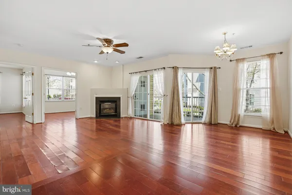 $2,300 | 12708 Found Stone Road, Unit 3105, Germantown, MD 20876