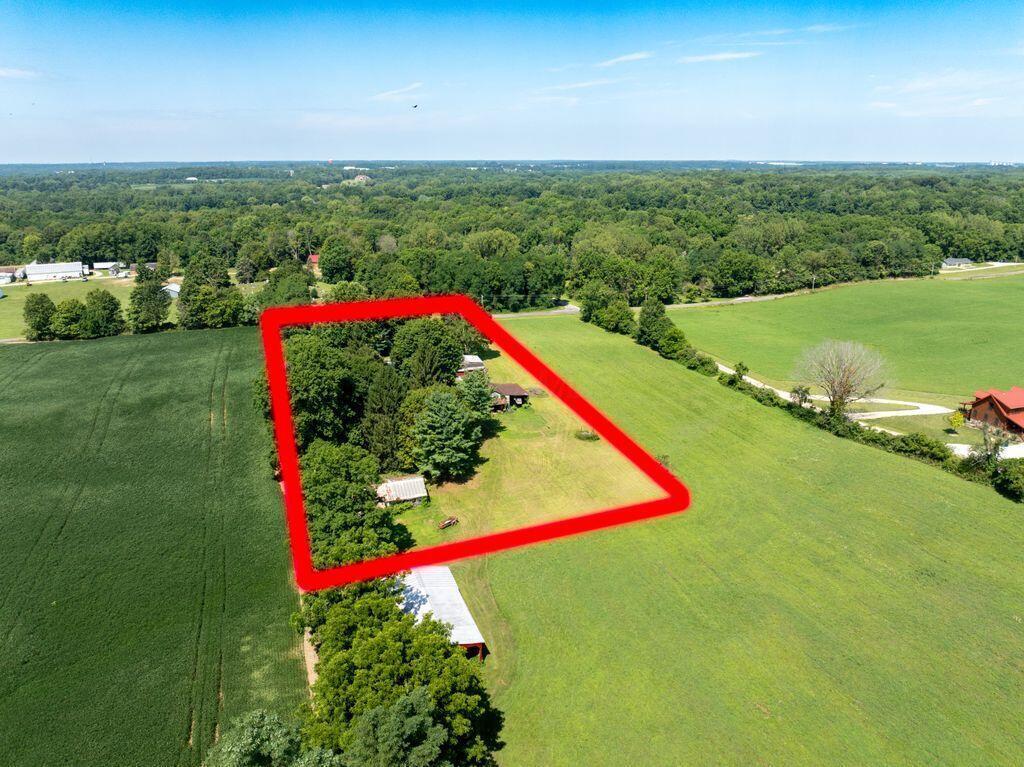 6454 Castle Road Johnstown, OH 43031 - Photo 6 of 26 Johnstown Drone 00009