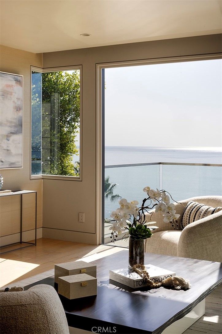 31387 Ceanothus Drive Laguna Beach, CA 92651 - Photo 3 of 38