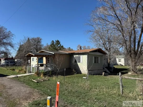 $144,900 | 85 South Reynolds Street, Dubois, ID 83423