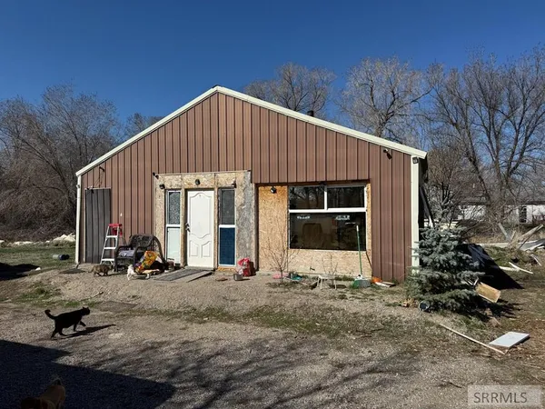 $144,900 | 85 South Reynolds Street, Dubois, ID 83423