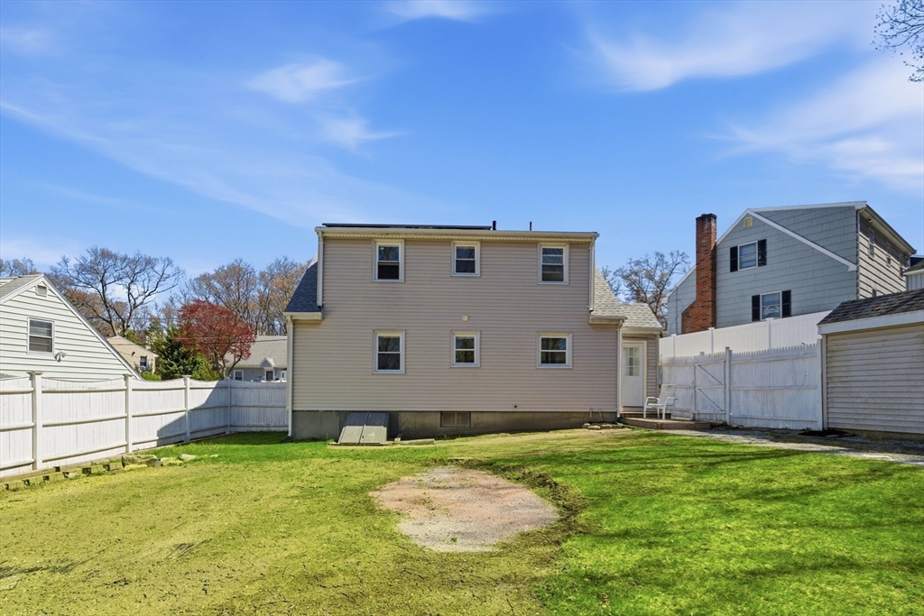 11 Cannon Rock Road Lynn, MA 01904 - Photo 26 of 29