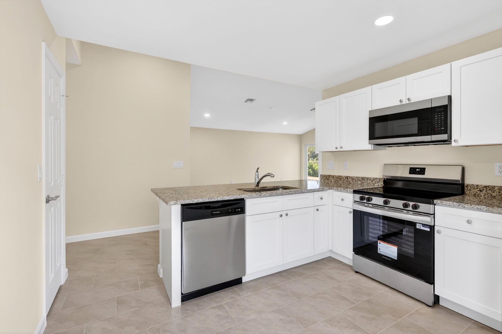 134 Southwest Seminole Crossing Southwest Indiantown, FL 34956 - Photo 12 of 27 134 KITCHEN 7