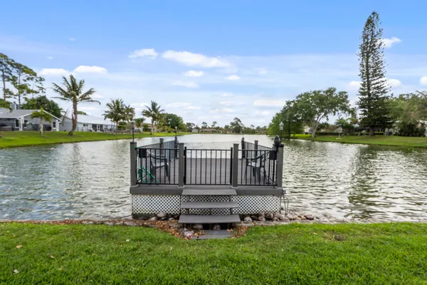 $599,000 | 125 Parkwood Drive, Royal Palm Beach, FL 33411
