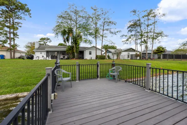 $599,000 | 125 Parkwood Drive, Royal Palm Beach, FL 33411