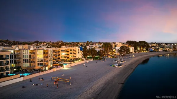 a view of an outdoor space