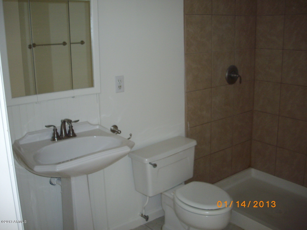 6905 East Osborn Road, Unit F Scottsdale, AZ 85251 - Photo 14 of 19 Master bath