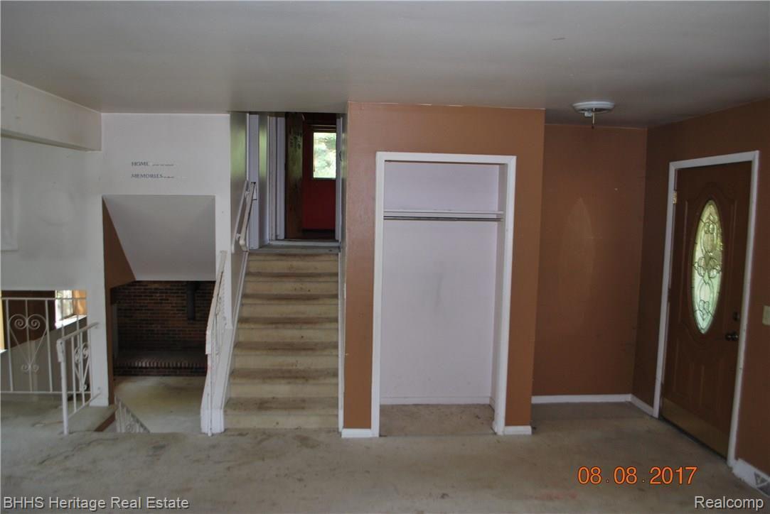 9000 Crouse Road Howell, MI 48855 - Photo 25 of 43 DSC_0018.JPG