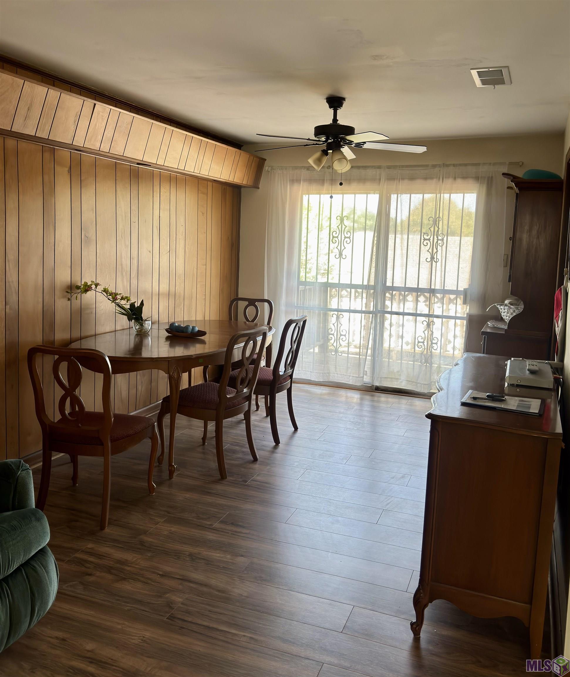 209 Blount Road Baton Rouge, LA 70807 - Photo 7 of 18 dinning area