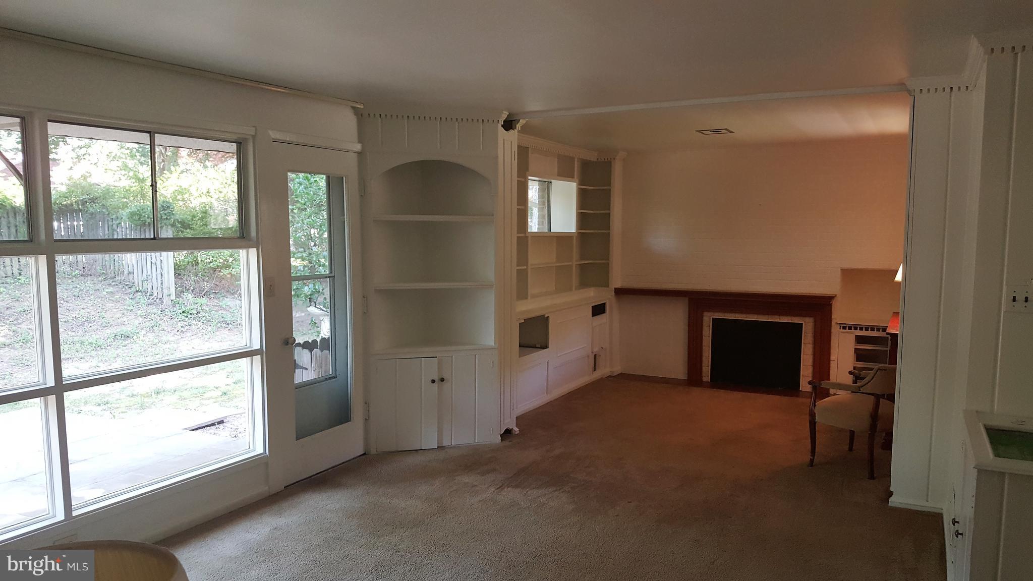 300 Cavalier Court Silver Spring, MD 20901 - Photo 11 of 24 Dining Room