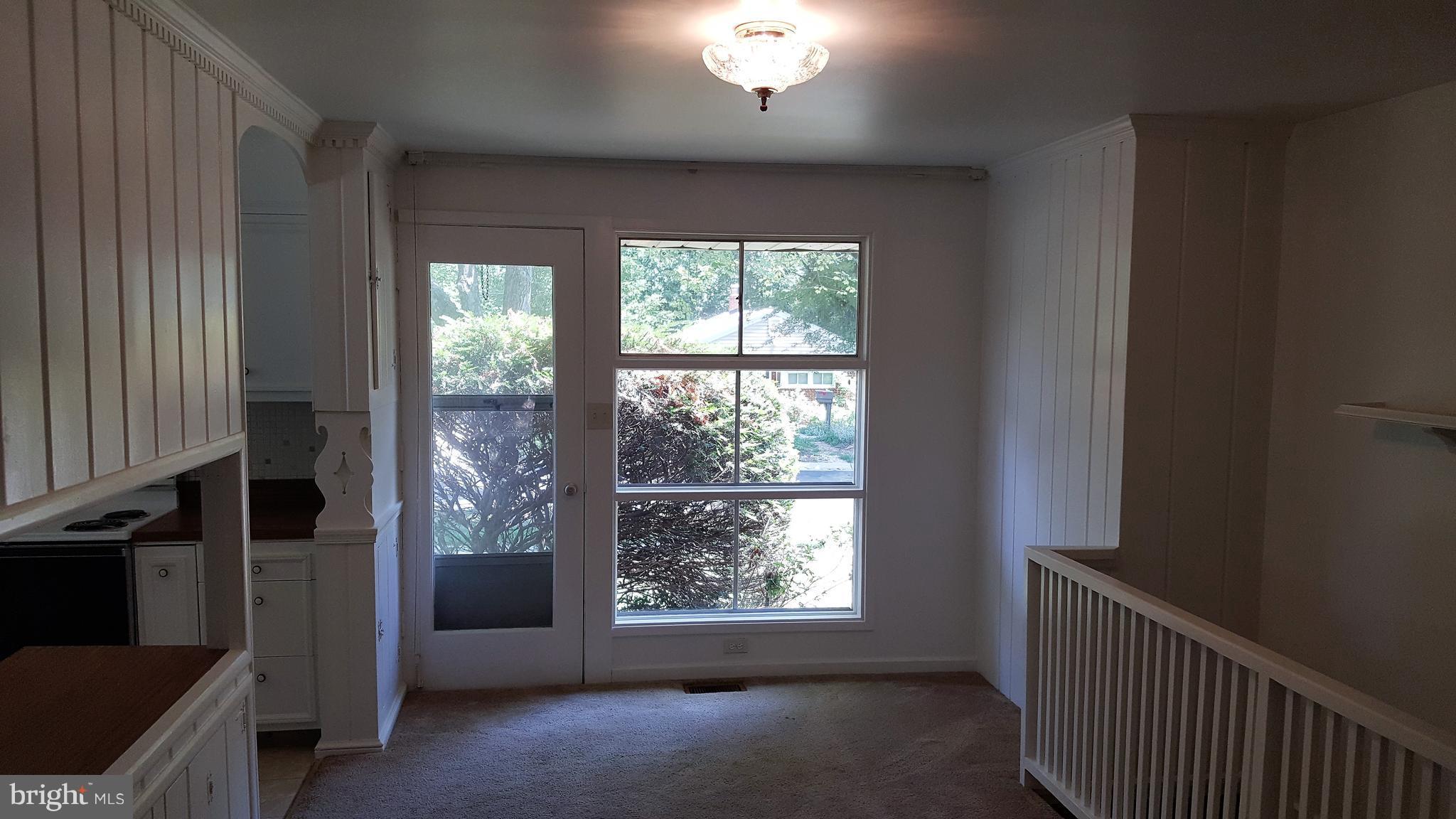300 Cavalier Court Silver Spring, MD 20901 - Photo 14 of 24 Dining Room
