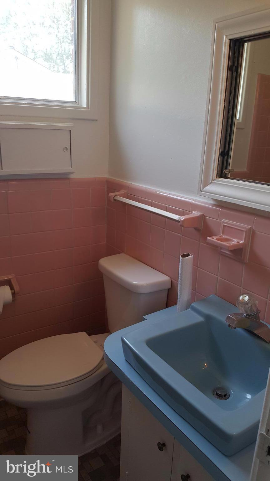 300 Cavalier Court Silver Spring, MD 20901 - Photo 24 of 24 Bath
