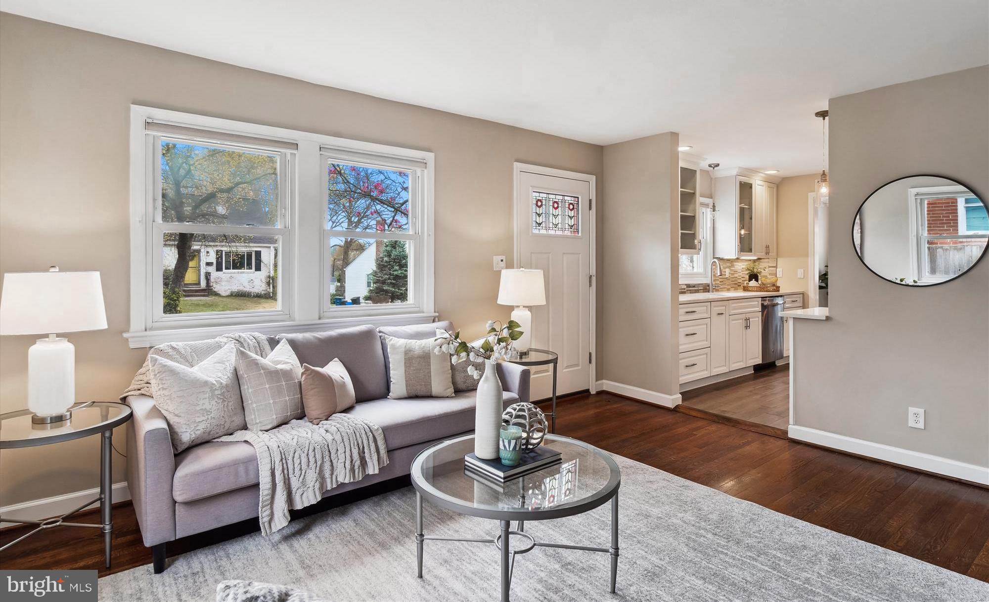 1713 Florin Street Silver Spring, MD 20902 - Photo 4 of 52 Gallery Image 4