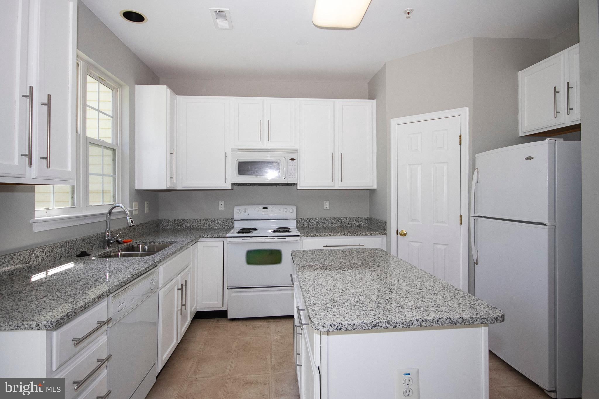 2943 Raking Leaf Drive Abingdon, MD 21009 - Photo 7 of 23 Kitchen