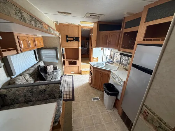 $1,000 | 441 HCR 2105 Loop North, Whitney, TX 76692