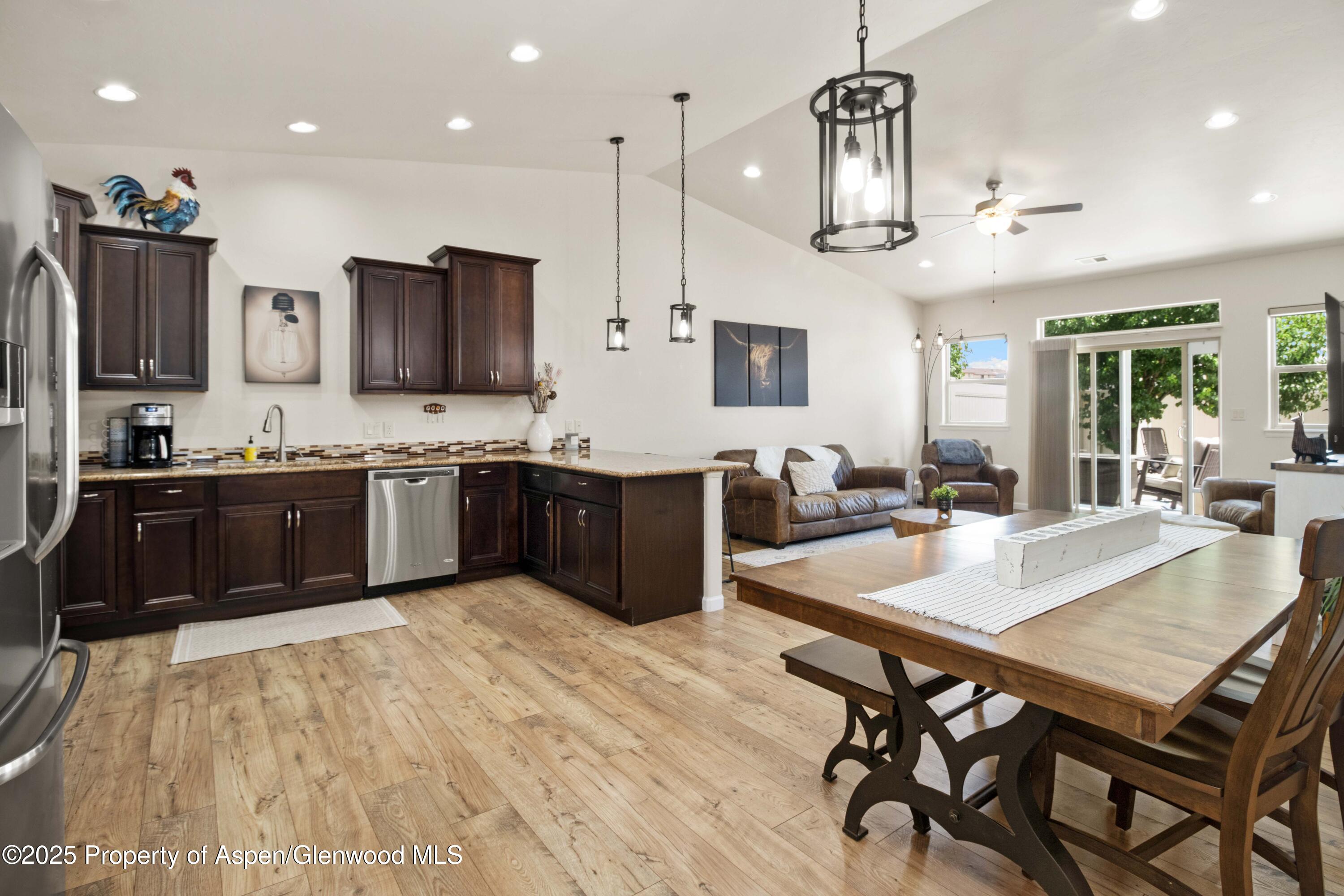580 Rio Grande Drive, Unit A Grand Junction, CO 81501 - Photo 3 of 20 9