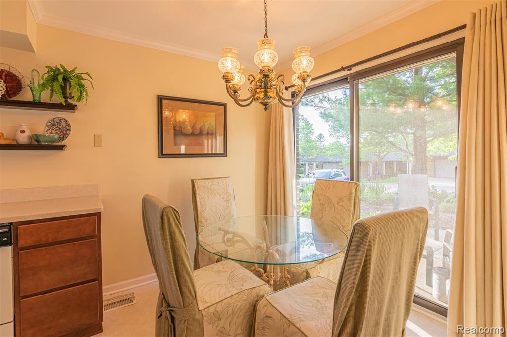 975 Wexford Way Rochester Hills, MI 48307 - Photo 10 of 30