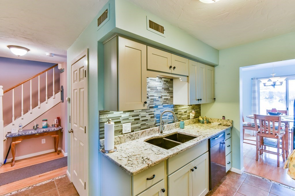 815 Beacon Park Road, Unit 815 Webster, MA 01570 - Photo 27 of 36 Gallery Image 27